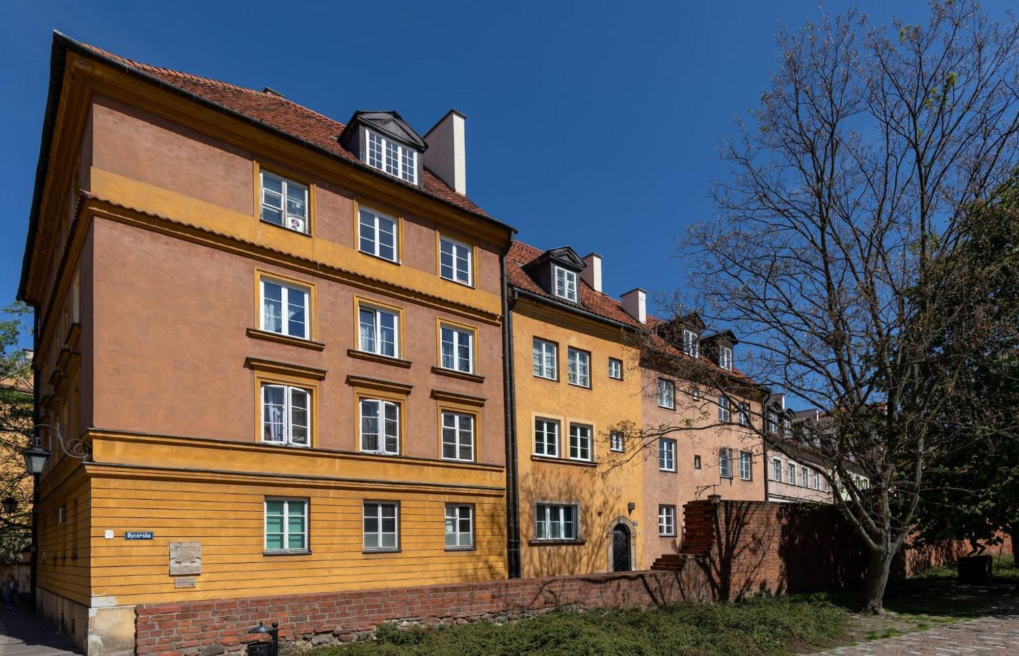Fashioned Apartment Rycerska By Noclegi Renters Warsawa Bagian luar foto
